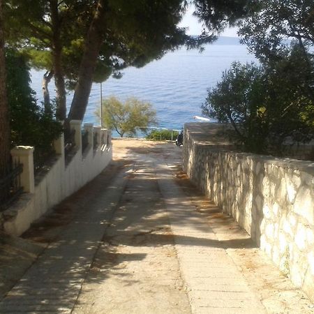 Apartmani Svalina - Seaview And 130M From Beach Trogir Buitenkant foto