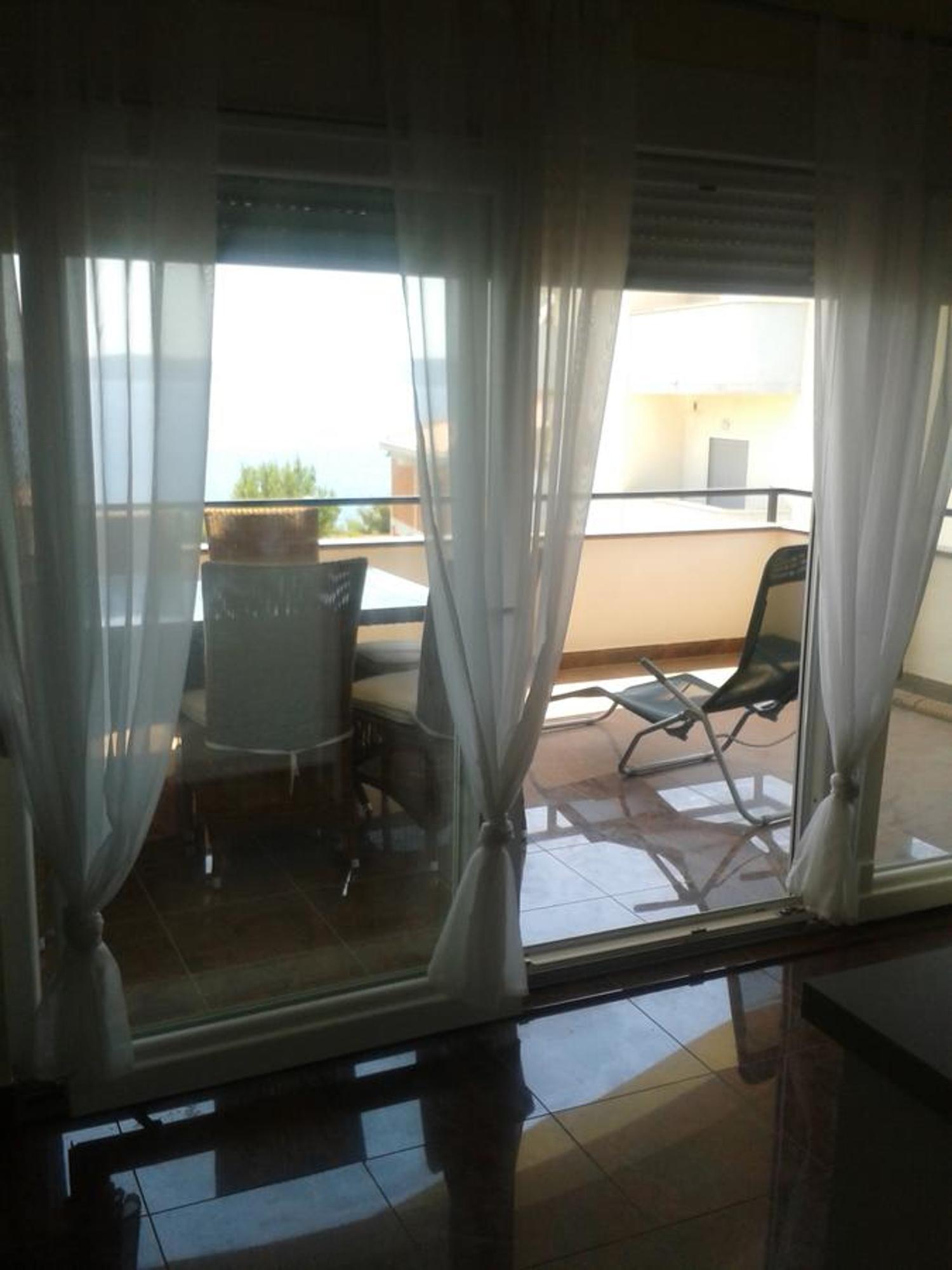 Apartmani Svalina - Seaview And 130M From Beach Trogir Buitenkant foto