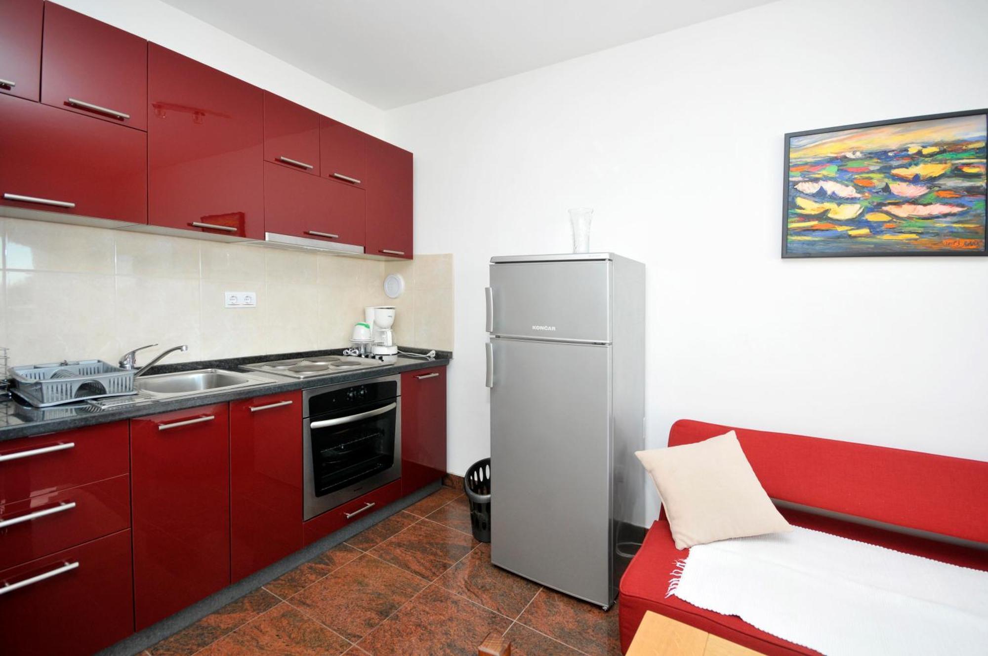 Apartmani Svalina - Seaview And 130M From Beach Trogir Buitenkant foto