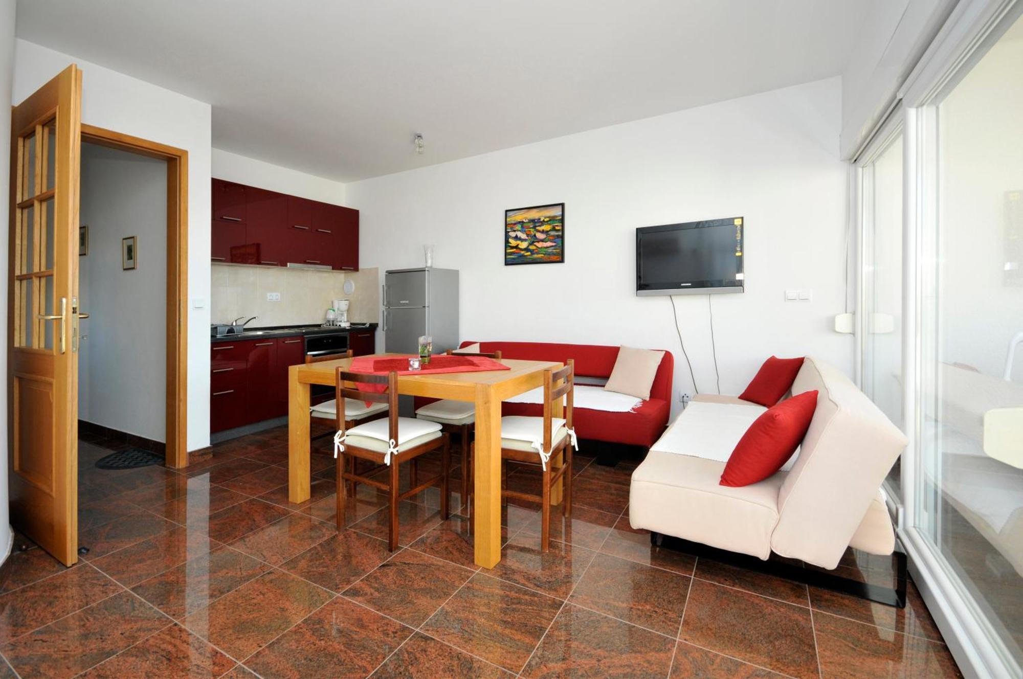 Apartmani Svalina - Seaview And 130M From Beach Trogir Buitenkant foto