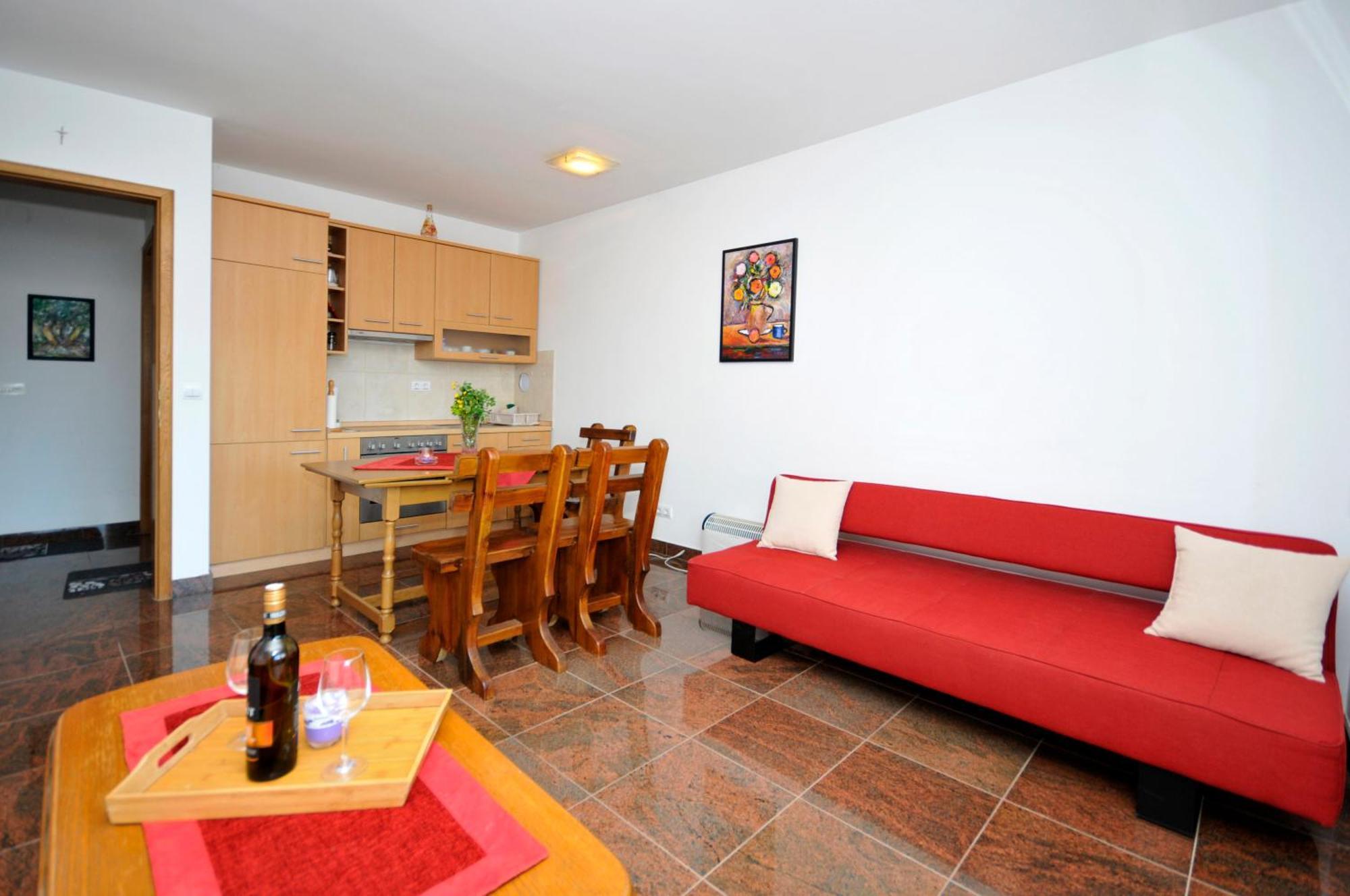 Apartmani Svalina - Seaview And 130M From Beach Trogir Buitenkant foto