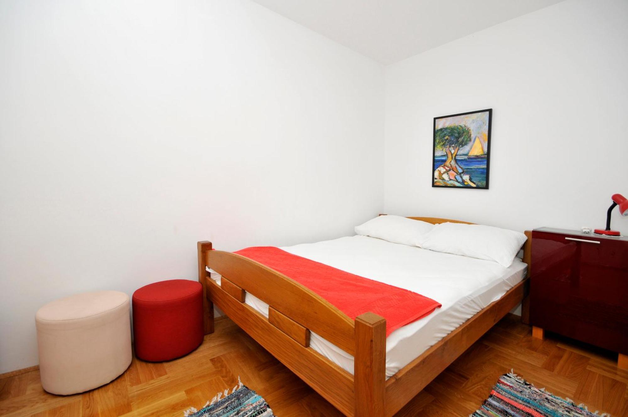 Apartmani Svalina - Seaview And 130M From Beach Trogir Buitenkant foto