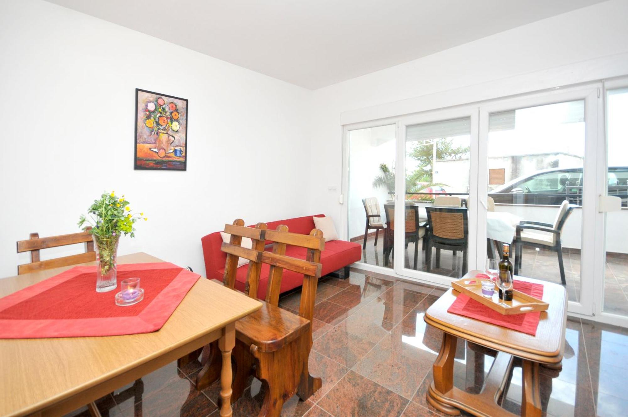 Apartmani Svalina - Seaview And 130M From Beach Trogir Buitenkant foto